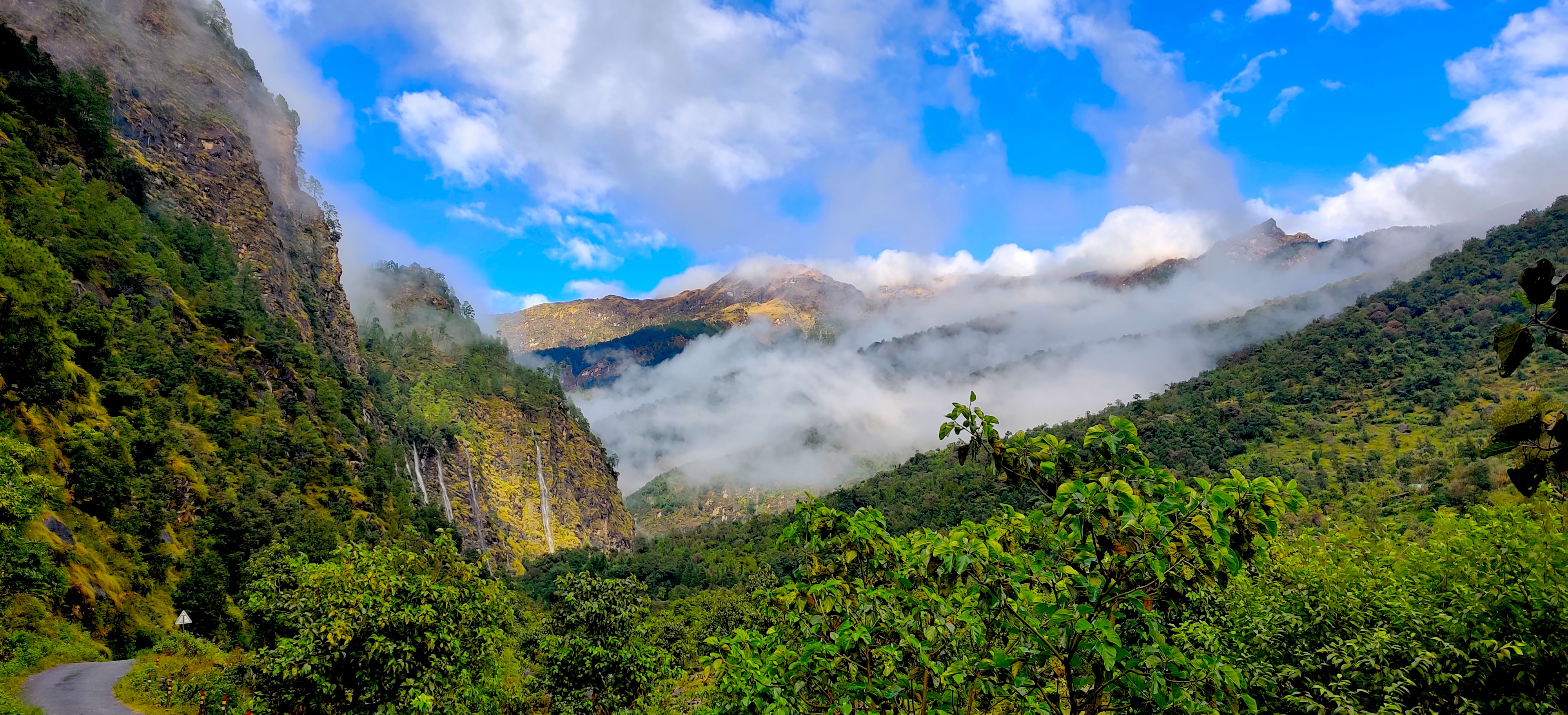 Mandal Valley landscape in the Garhwal Himalayas